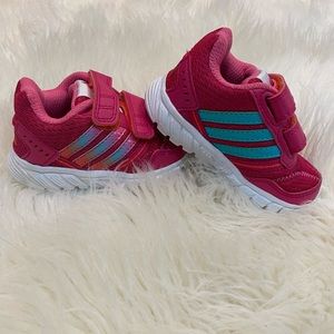 EUC adidas ortholite size 4